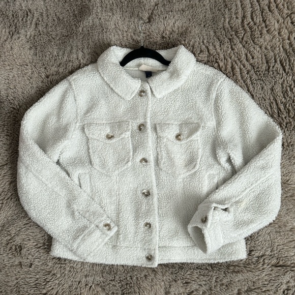 Cream Sherpa Jacket Women’s Size Medium Cozy Warm Trendy Teddybear Comfy - Picture 1 of 11
